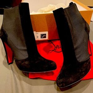 Excellent condition worn twice